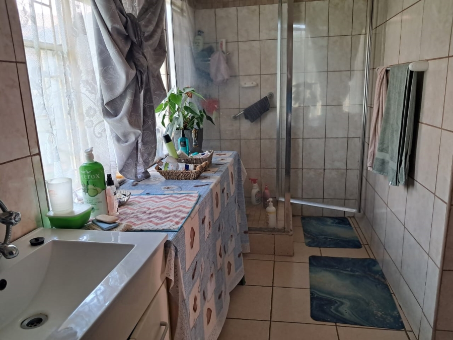 3 Bedroom Property for Sale in Geelhoutpark North West